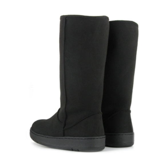 High Snug Vegan Boot - Picture 2 of 7